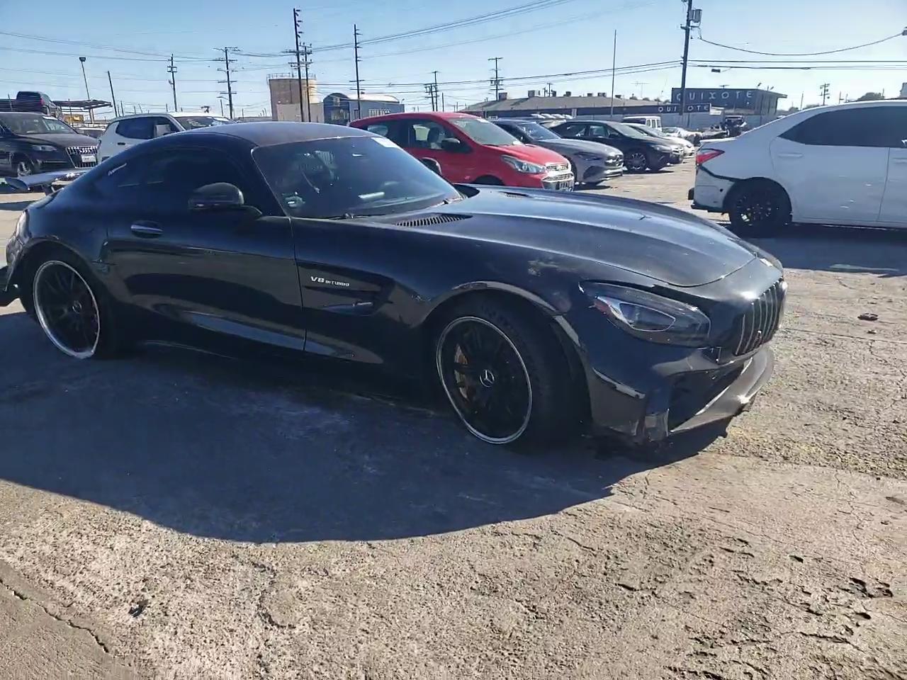 Фото: WDDYJ7KA1JA017258