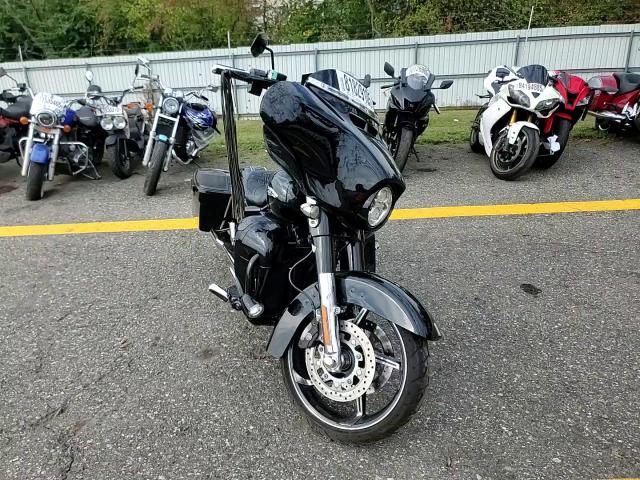 2016 Harley-Davidson Flhxse Cvo Street Glide VIN: 1HD1PXN19GB955967 Lot: 81829105
