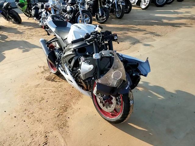 2025 Suzuki Gsx-R600 VIN: JS1GN7FA1S7101710 Lot: 83962645