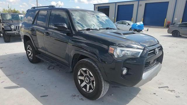 2020 Toyota 4Runner Sr5/Sr5 Premium VIN: JTEBU5JR6L5787210 Lot: 81820535