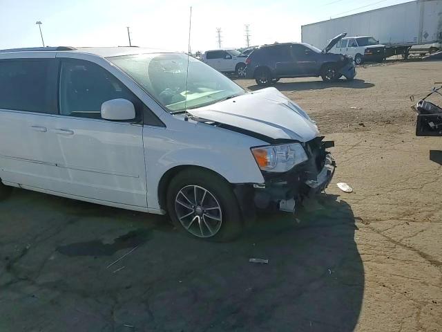 2017 Dodge Grand Caravan Sxt VIN: 2C4RDGCG0HR548224 Lot: 80529345