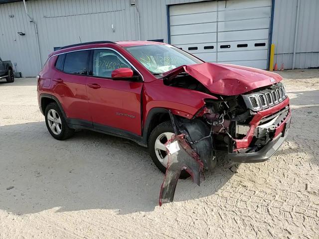 2019 Jeep Compass Latitude VIN: 3C4NJDBB7KT672717 Lot: 70746835