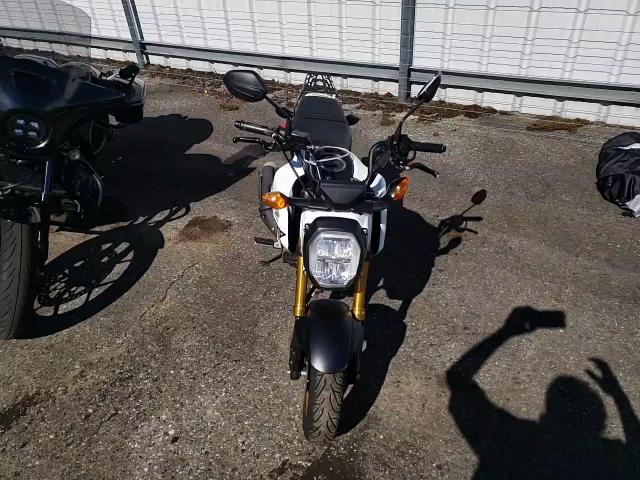 2023 Honda Grom A VIN: MLHJC9257P5100860 Lot: 82091905