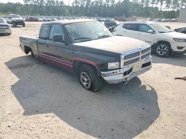 1999 Dodge Ram 1500 VIN: 1B7HC13Y2XJ518472 Lot: 71207465