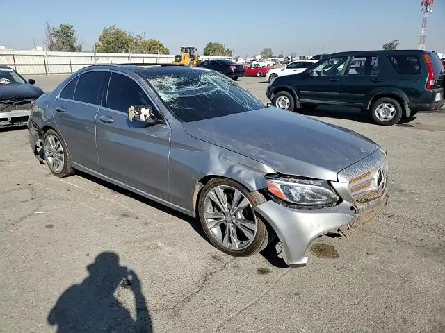 2015 Mercedes-Benz C 300 VIN: 55SWF4JBXFU057010 Lot: 81761395