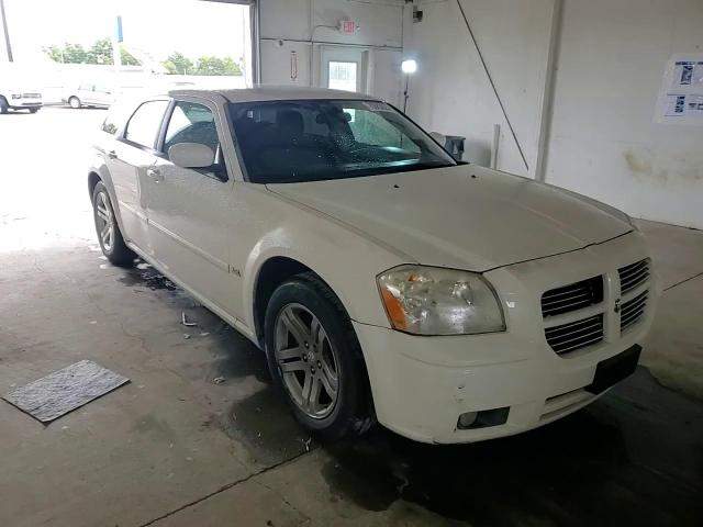2006 Dodge Magnum Sxt VIN: 2D4FV47V36H436837 Lot: 70883025