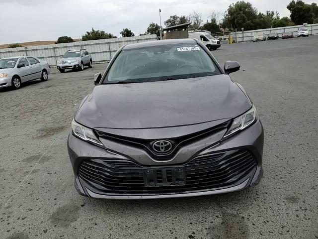 2019 Toyota Camry VIN: 4T1B11HK2KU192496 Lot: 81767145