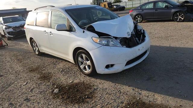 2014 Toyota Sienna Le VIN: 5TDKK3DC6ES487489 Lot: 81953395