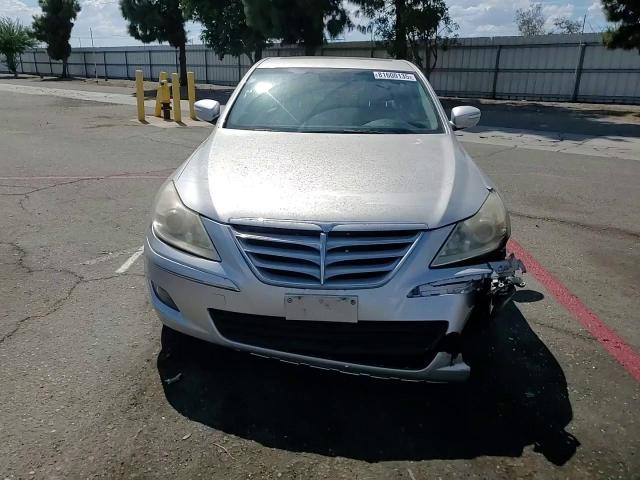 2010 Hyundai Genesis 4.6L VIN: KMHGC4DF6AU105885 Lot: 81600135