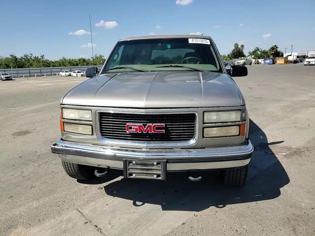 1999 GMC Suburban K2500 VIN: 1GKGK26J7XJ727553 Lot: 81513235