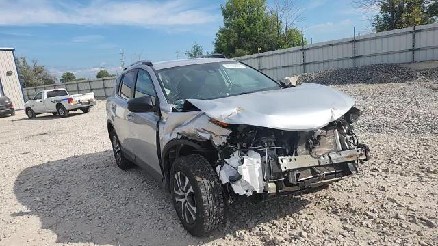 2017 Toyota Rav4 Le VIN: 2T3BFREV7HW593654 Lot: 71106655