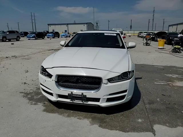 2017 Jaguar Xe Premium VIN: SAJAD4BGXHA962758 Lot: 71918235