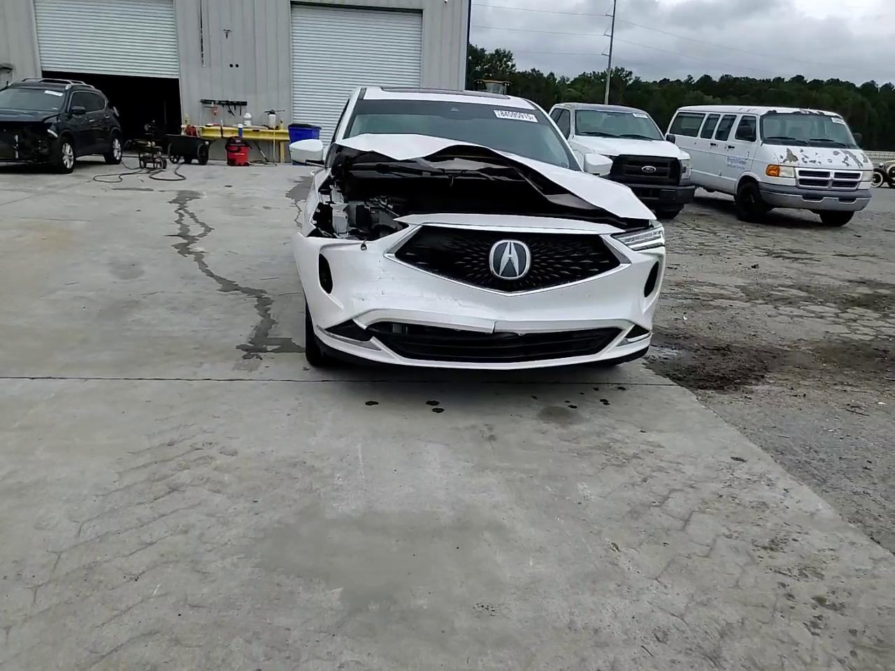 Фото: 5J8YD9H31RL003013