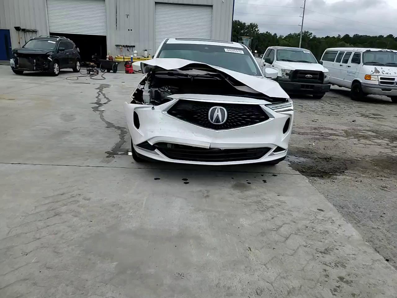 Фото: 5J8YD9H31RL003013