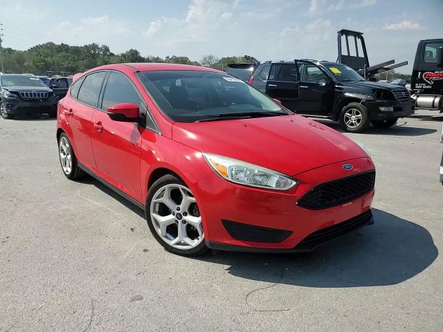 2017 Ford Focus Se VIN: 1FADP3K21HL271940 Lot: 80479095