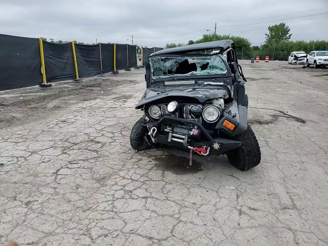 2005 Jeep Wrangler X VIN: 1J4FA39S25P378813 Lot: 83954365