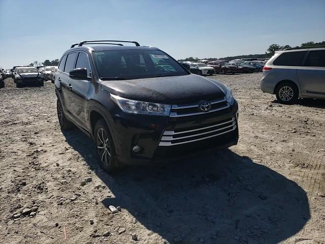 2019 Toyota Highlander Se VIN: 5TDKZRFH2KS574745 Lot: 80111035