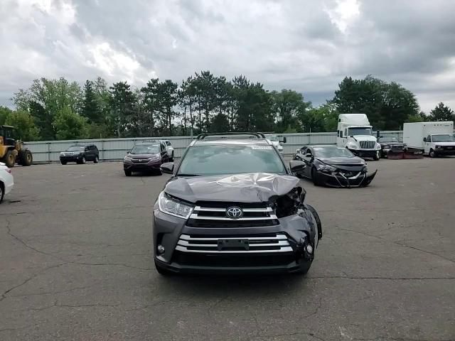2019 Toyota Highlander Se VIN: 5TDJZRFHXKS605509 Lot: 70832025