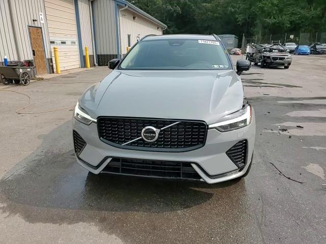 2025 Volvo Xc60 Plus VIN: YV4M12RC2S1056443 Lot: 71621705