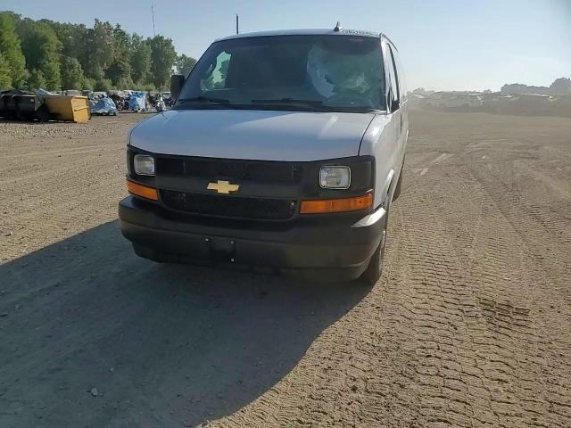 2017 Chevrolet Express G2500 VIN: 1GCWGAFF2H1345821 Lot: 80518245