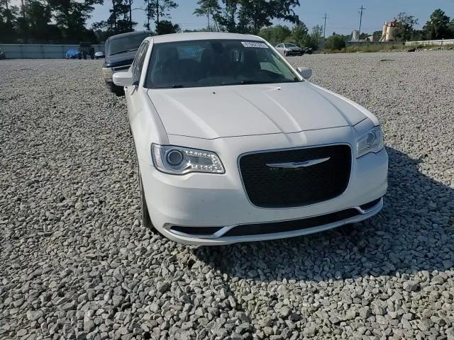 2018 Chrysler 300 Touring VIN: 2C3CCAAG8JH342061 Lot: 81662535