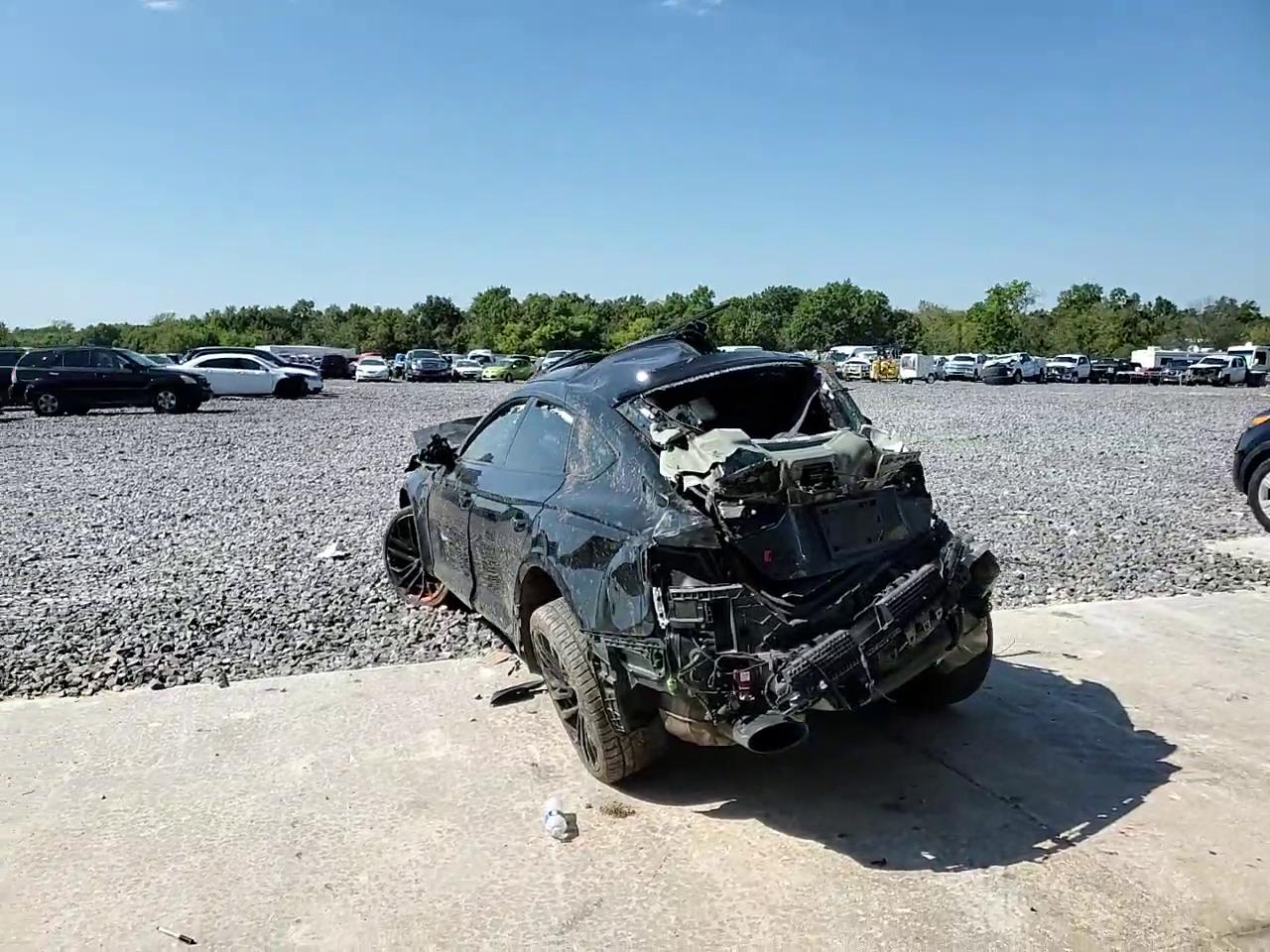 Фото: WUAAWCF54MA901012