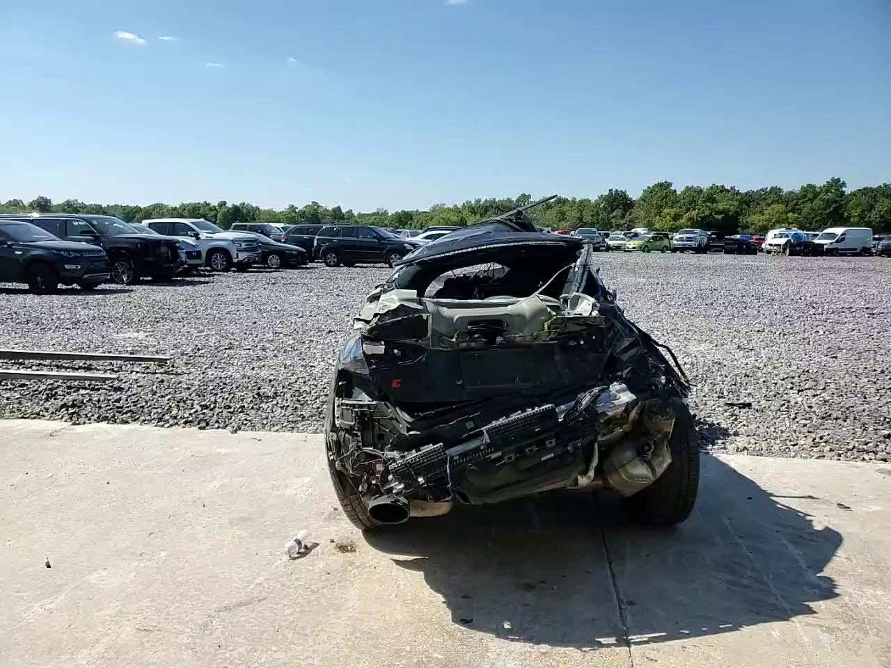 Фото: WUAAWCF54MA901012