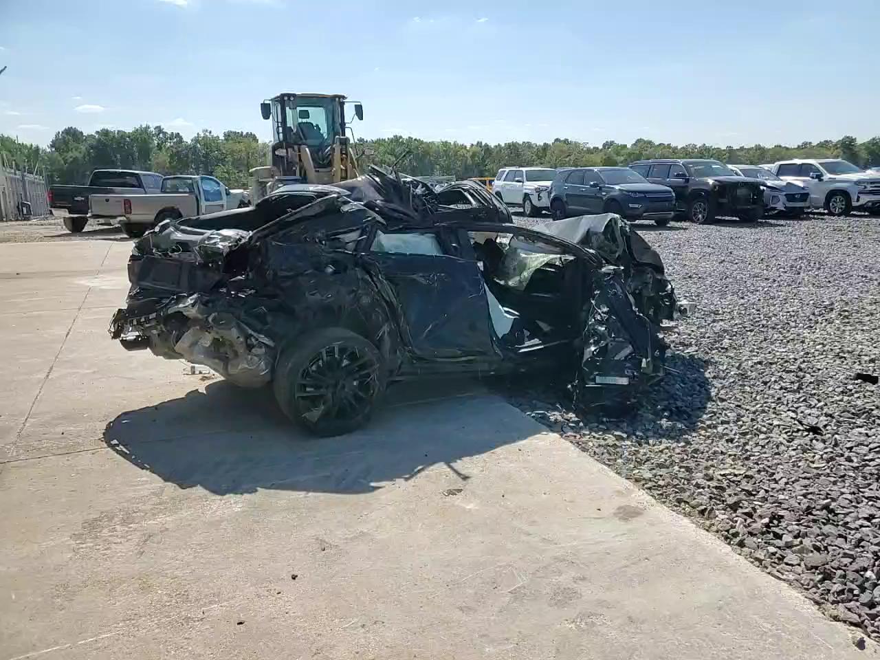 Фото: WUAAWCF54MA901012