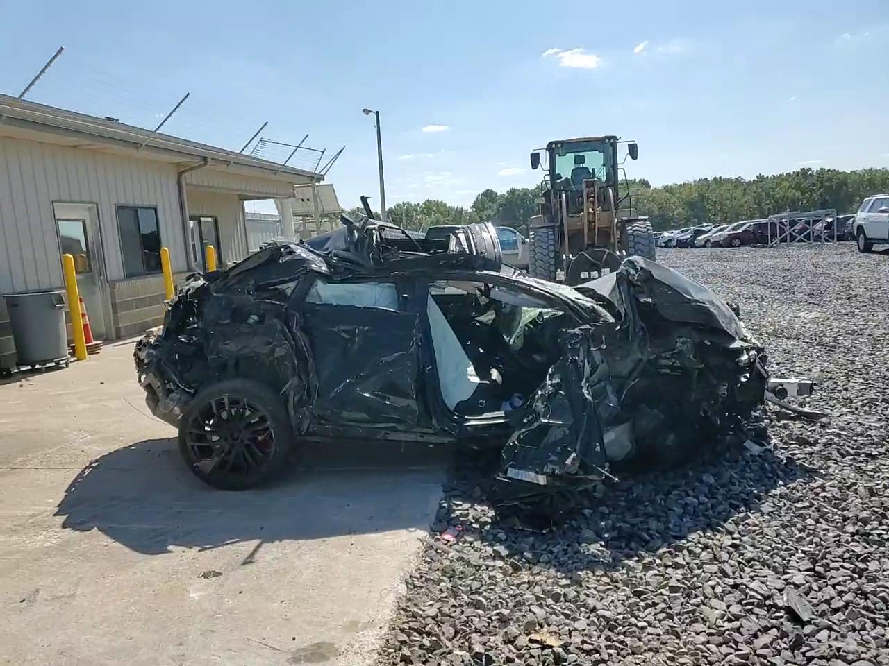 Фото: WUAAWCF54MA901012