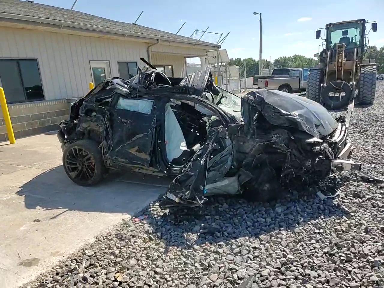 Фото: WUAAWCF54MA901012