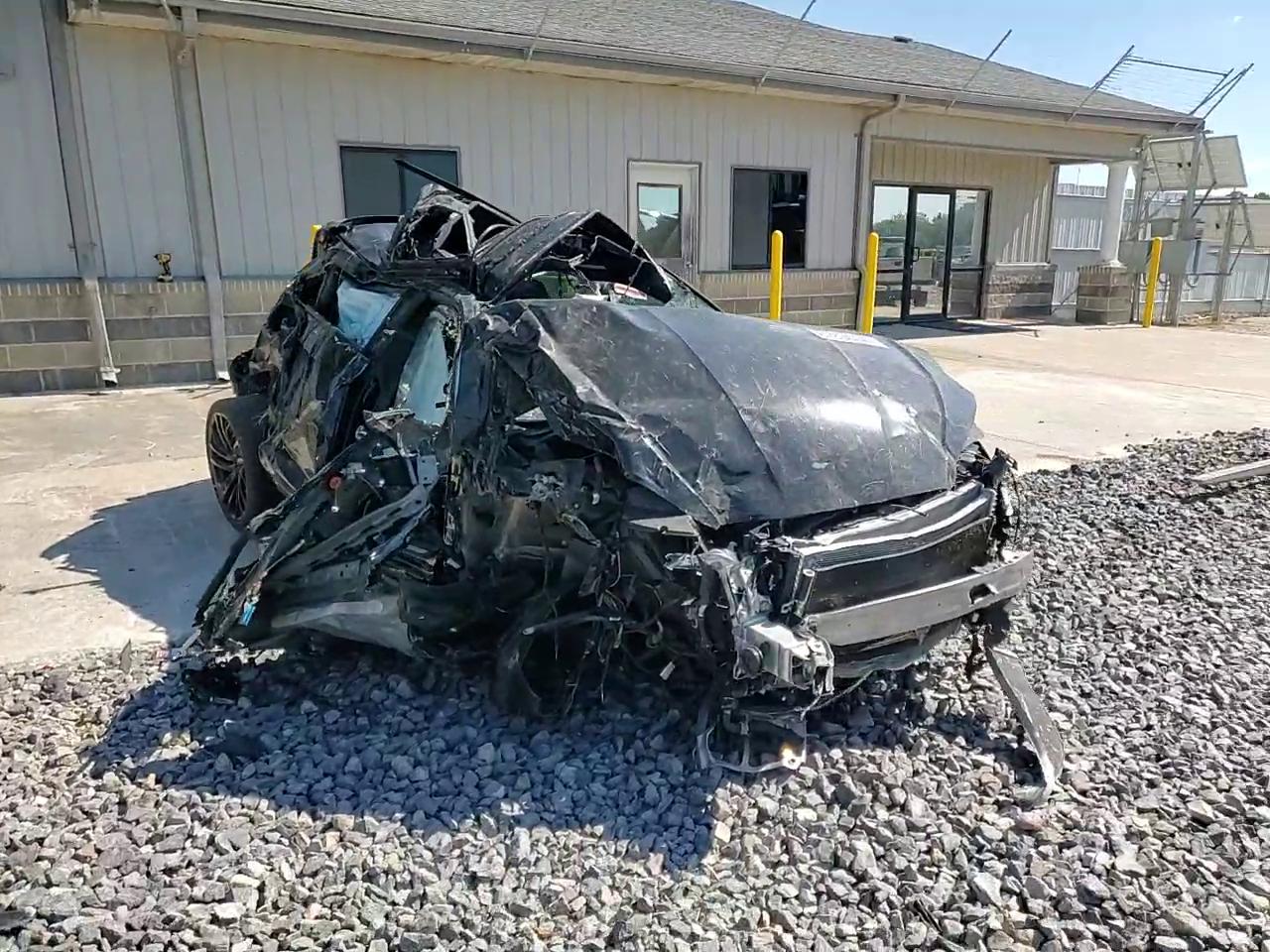 Фото: WUAAWCF54MA901012