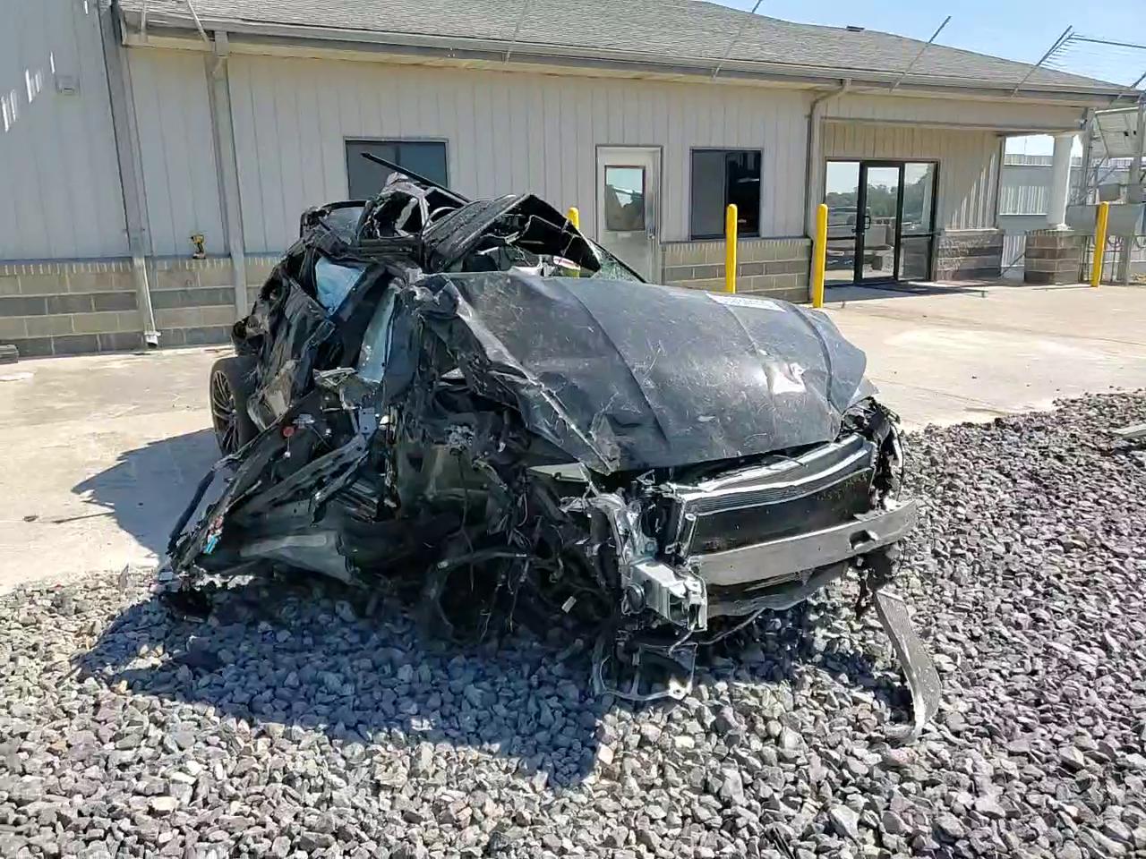 Фото: WUAAWCF54MA901012