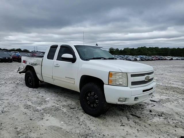 2011 Chevrolet Silverado K1500 Lt VIN: 1GCRKSE36BZ374675 Lot: 81902295