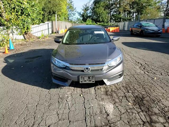 2018 Honda Civic Lx VIN: 2HGFC2F59JH519739 Lot: 81798125