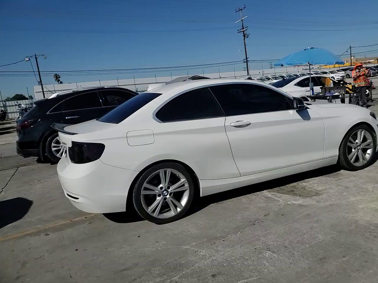 Фото: WBA1F5C56EVV99551