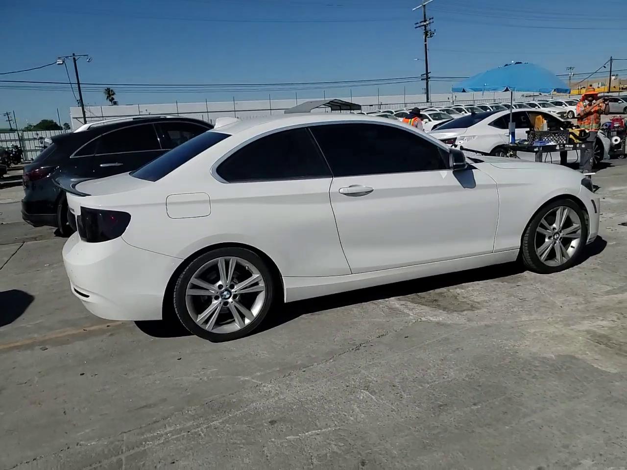 Фото: WBA1F5C56EVV99551