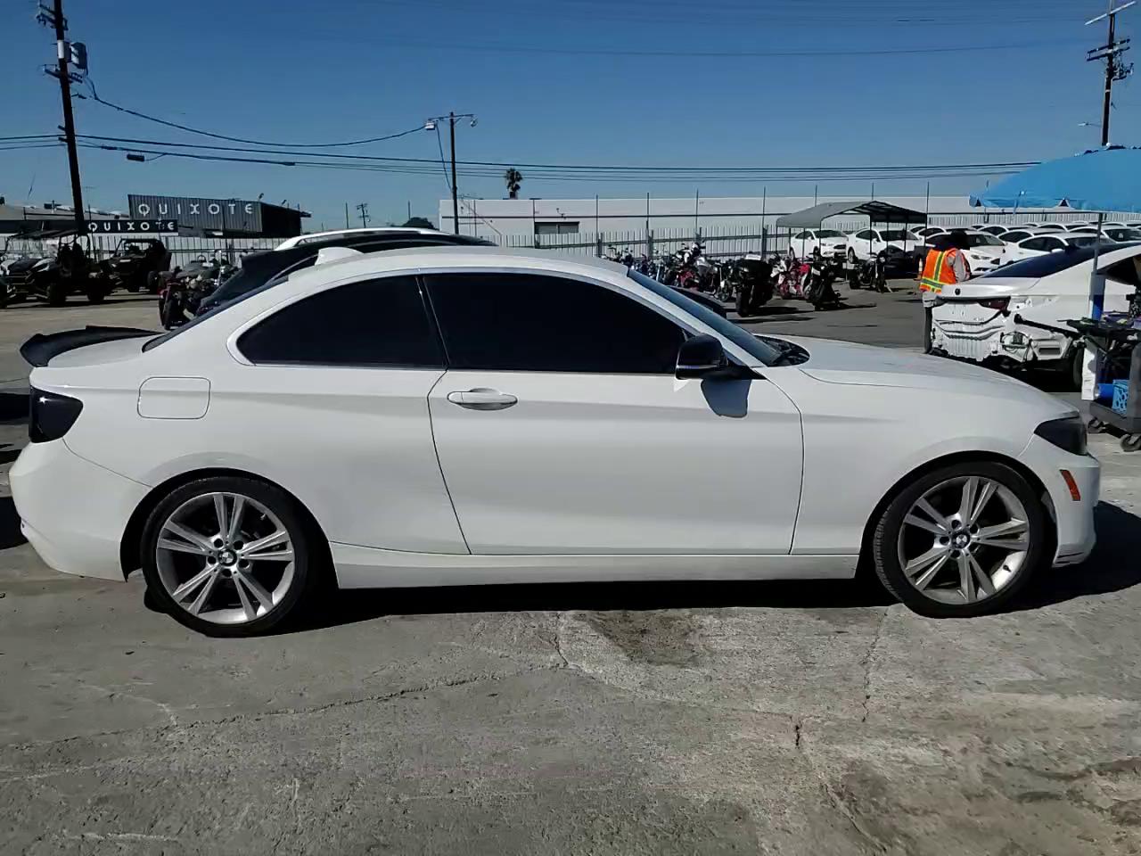 Фото: WBA1F5C56EVV99551