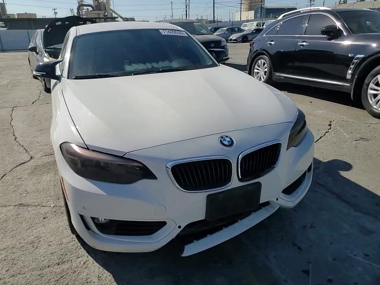 Фото: WBA1F5C56EVV99551