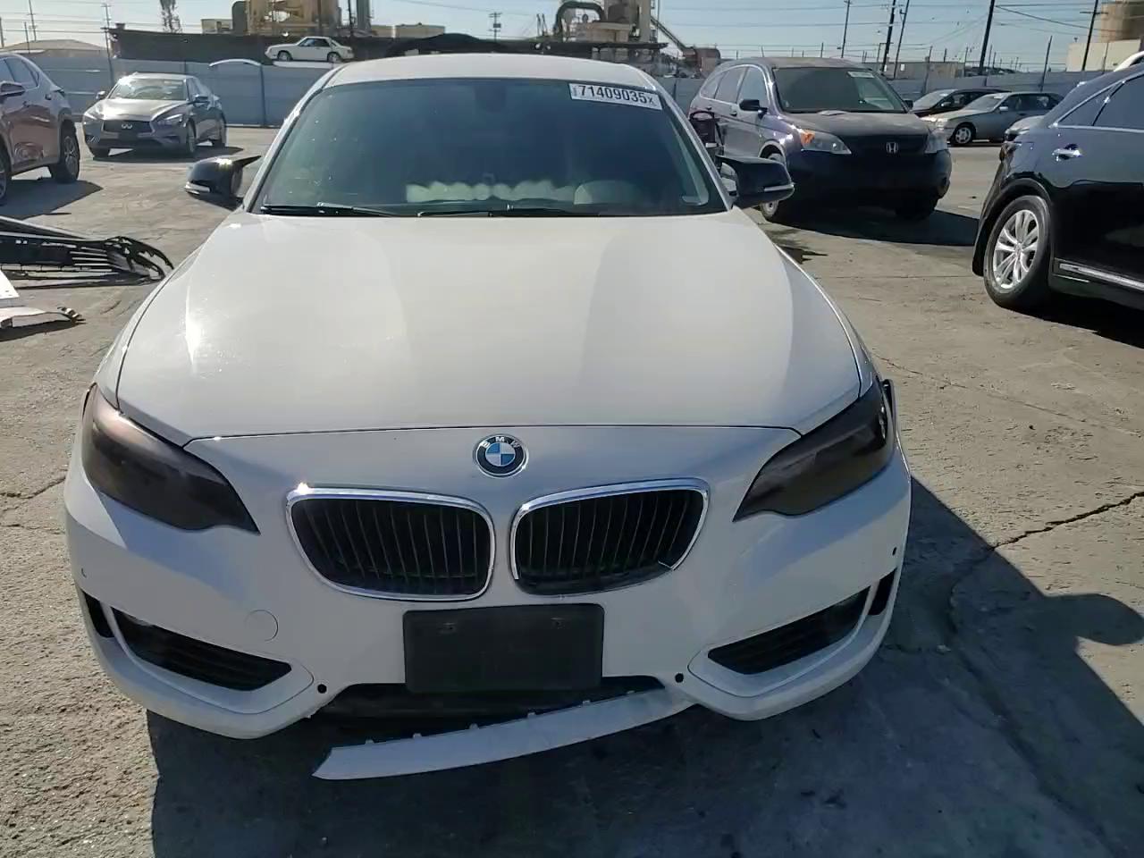 Фото: WBA1F5C56EVV99551