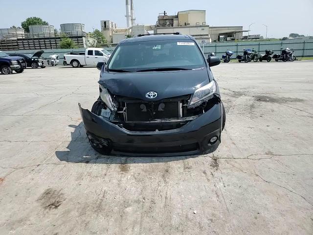 2017 Toyota Sienna Se VIN: 5TDXZ3DC8HS776542 Lot: 71485065