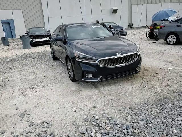 2017 Kia Cadenza Premium VIN: KNALC4J13H5049014 Lot: 81415825