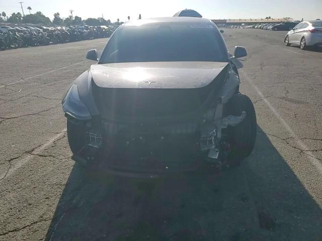 2022 Tesla Model 3 VIN: 5YJ3E1EB3NF137005 Lot: 83992075