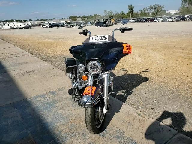 2010 Harley-Davidson Flhtk VIN: 1HD1KEM16AB667299 Lot: 71452325