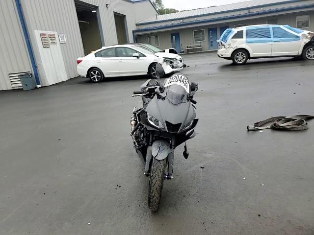 2024 Yamaha Yzfr3 A VIN: MH3RH18Y0RK016380 Lot: 80204455