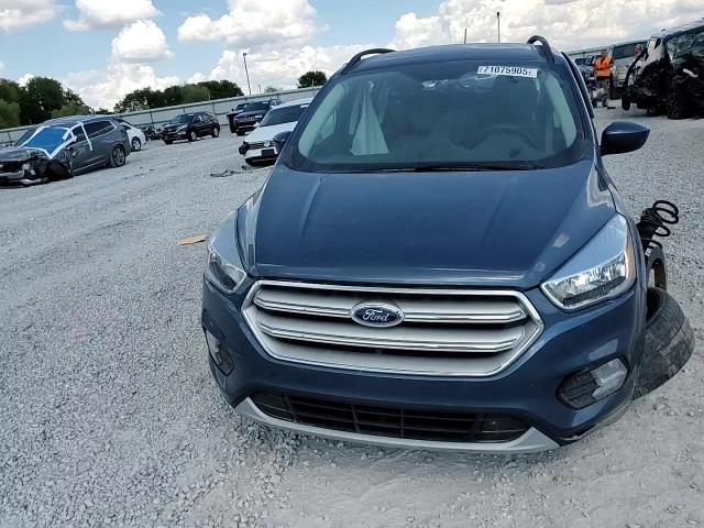 2018 Ford Escape Se VIN: 1FMCU9GD5JUC33215 Lot: 71075905
