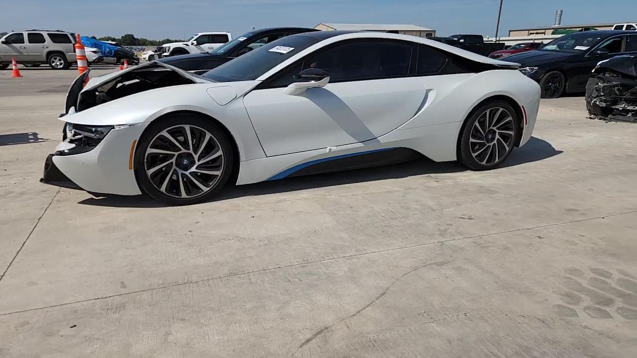 Фото: WBY2Z2C56FV391411