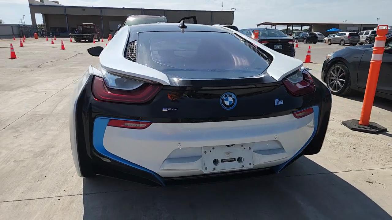 Фото: WBY2Z2C56FV391411