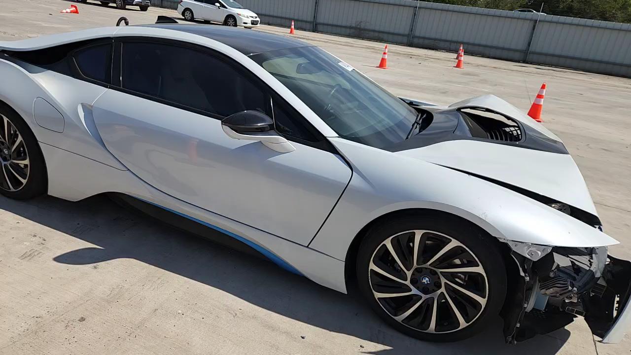 Фото: WBY2Z2C56FV391411