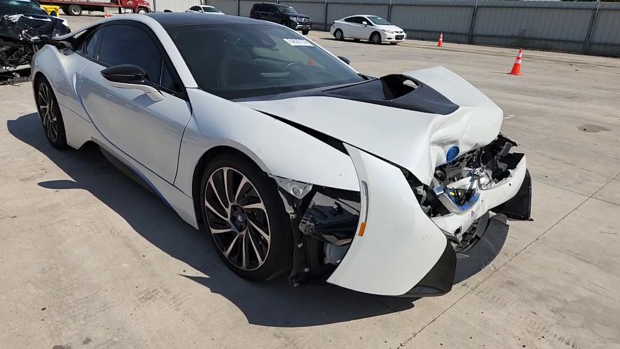 Фото: WBY2Z2C56FV391411