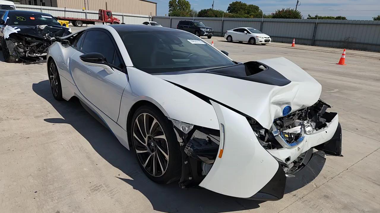 Фото: WBY2Z2C56FV391411